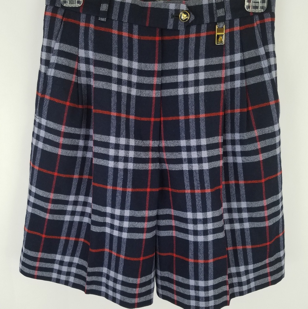Burberrys Womens Shorts 100% Wool Size 10 EUC